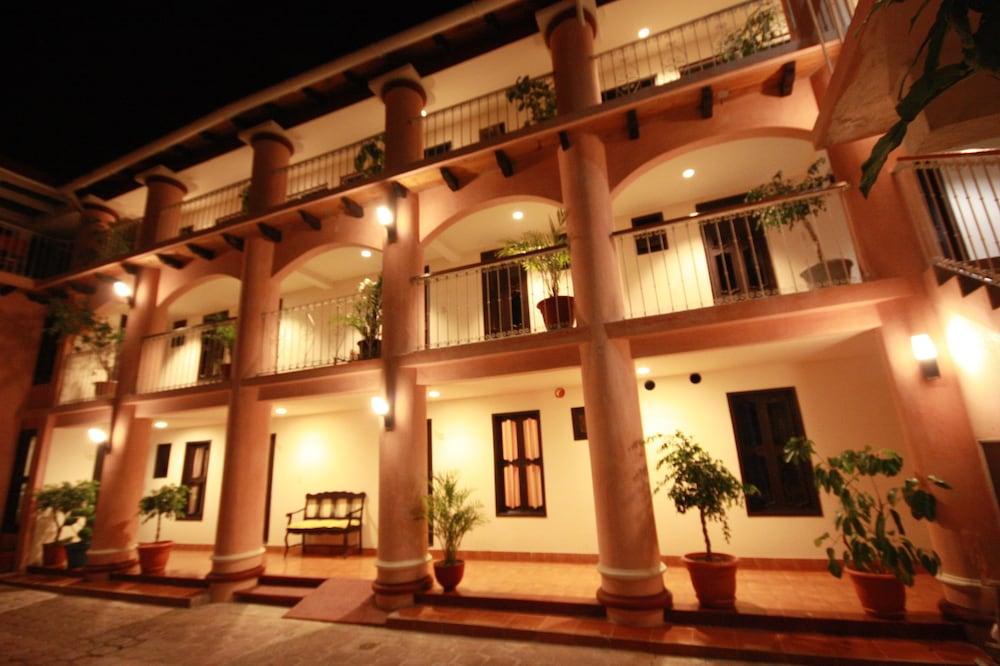 Hotel Jardines Del Centro San Cristóbal de Las Casas Exterior foto